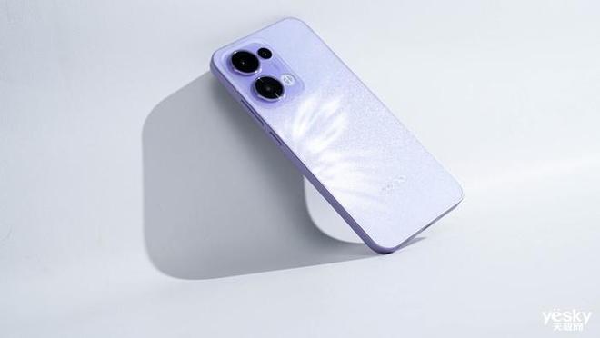 o13系列超美小直屏打造更好的手感龙8国际头号玩家OPPO Ren
