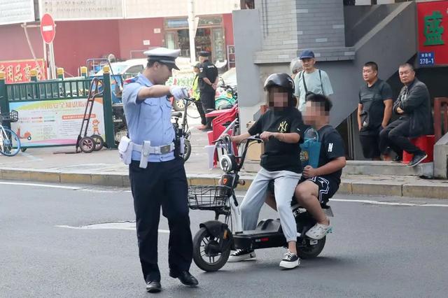 电动车上路有“5不能”新要求别被罚了才知道头号玩家龙八国际网址2025年2月起执行(图3)