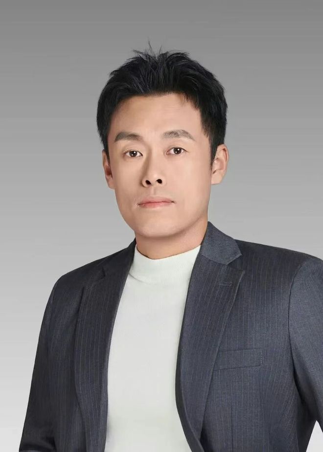 大邹磊、复旦姜育刚等13位华人获选2025 ACM杰出会员出炉!北(图5) 大邹磊、复旦姜育刚等13位华人获选2025 ACM杰出会员出炉!北(图5)